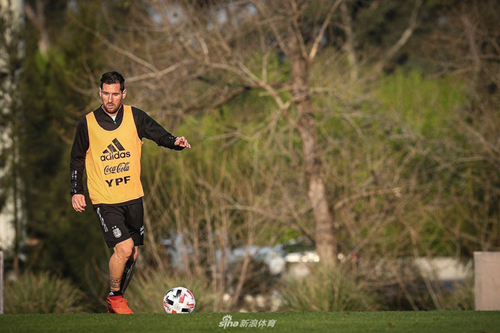 موعد مباراه بيراميدز والزمالك في الدوري المصري